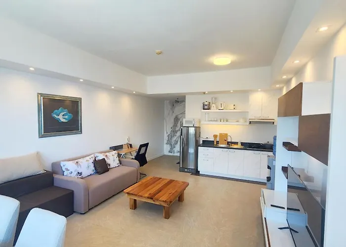 Apartment La Mirada Residences