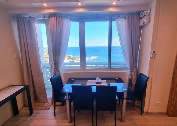 La Mirada Residences *