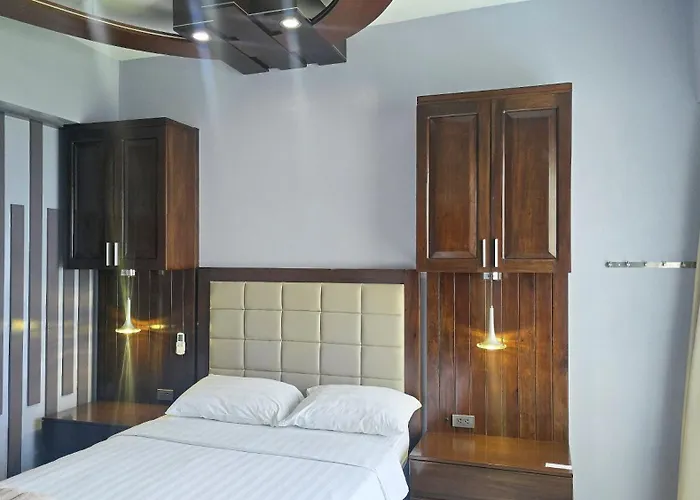 La Mirada Residences