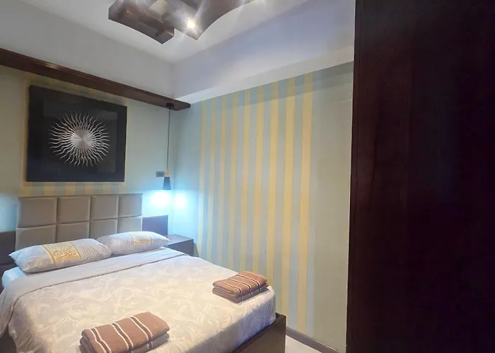 Apartment La Mirada Residences