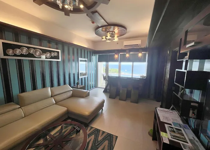 La Mirada Residences *