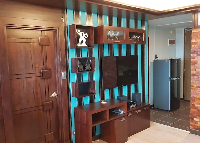 La Mirada Residences